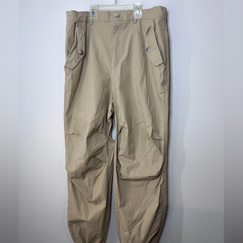 Women's Tan Casual Pants
